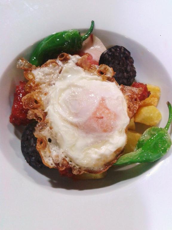 Hotel Restaurante Vinas Viejas Fuentes de Ayódar エクステリア 写真