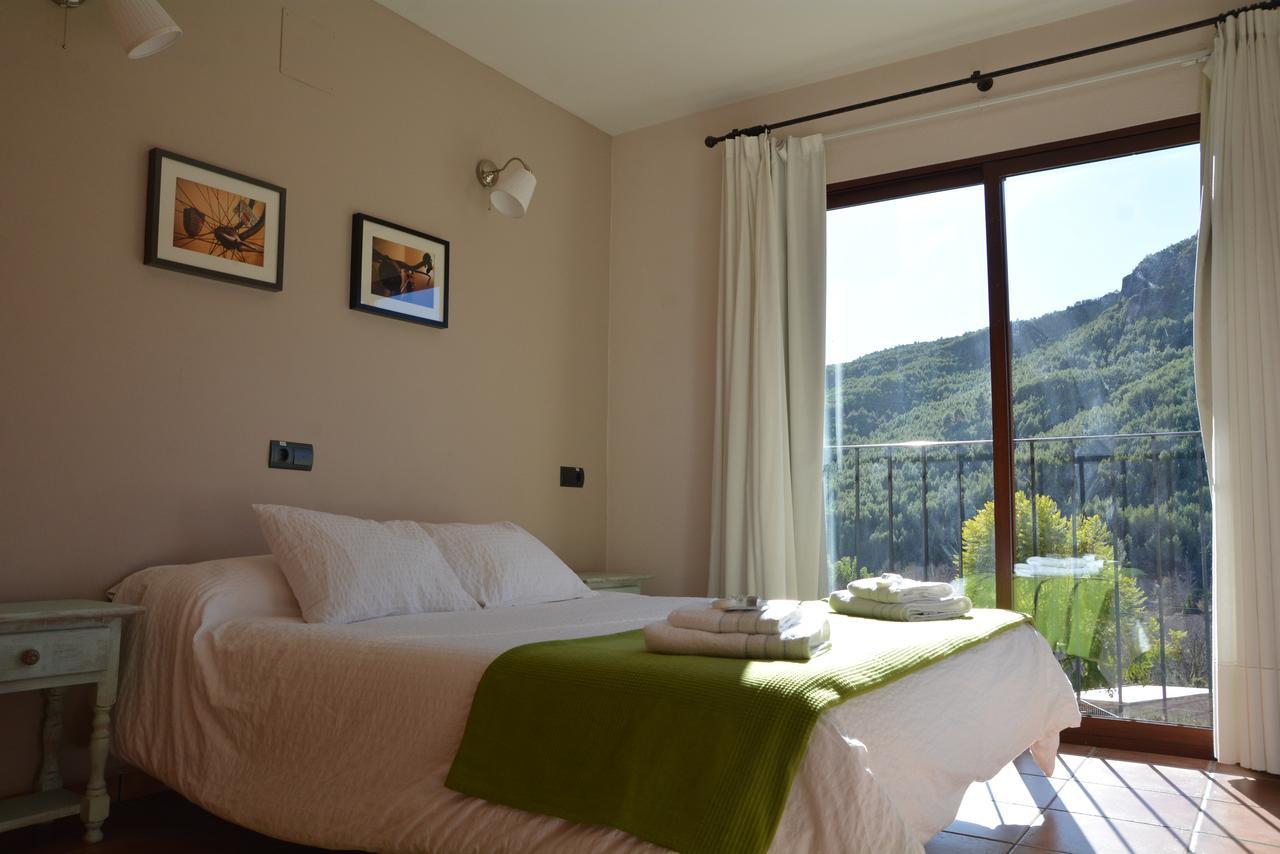 Hotel Restaurante Vinas Viejas Fuentes de Ayódar エクステリア 写真